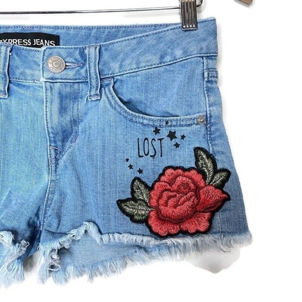 BOHO Festival Rose Patch Cutoff Denim Shorts Womens 0 Frayed Distressed Jeans